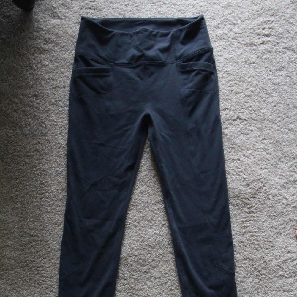 New Athleta Metro High Waisted Legging Women Grey